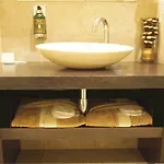 Privileged Lesna - With Garden Terrace 酒店
