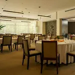 酒店 Privileged Lesna - With Garden Terrace